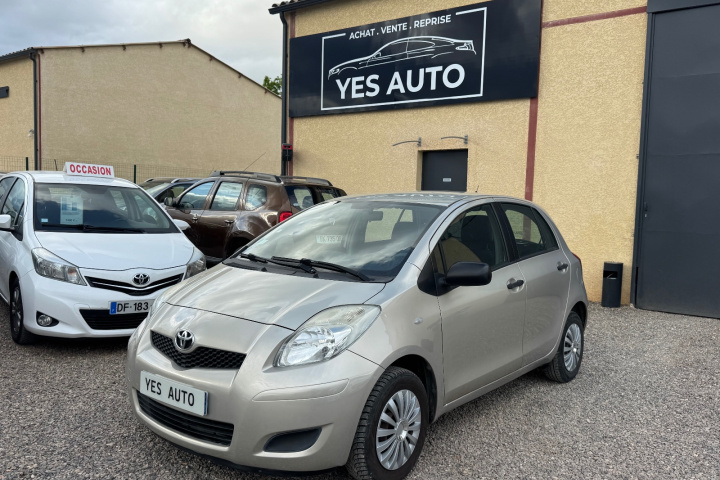 TOYOTA YARIS II